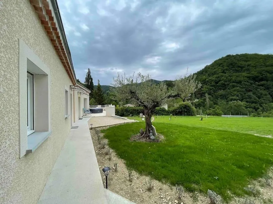 Au Mas Du Bec Pointu Entre Diois Et Provence Βίλα Eygluy-Escoulin